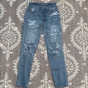 COPY - TRADEAmerican Eagle distressed mom jeans